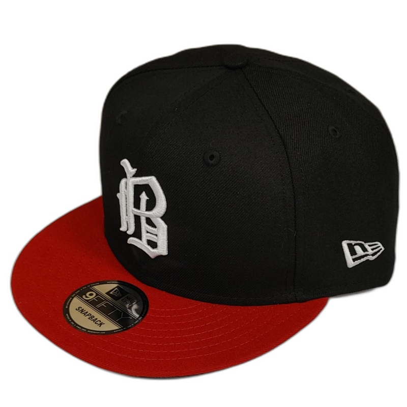 Black/Red Old English B 9FIFTY Throwback Snapback Cap