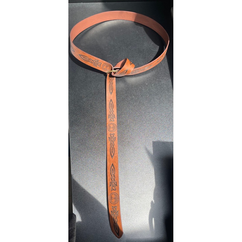 COSTUME RENTAL: Z284 Medieval Belt