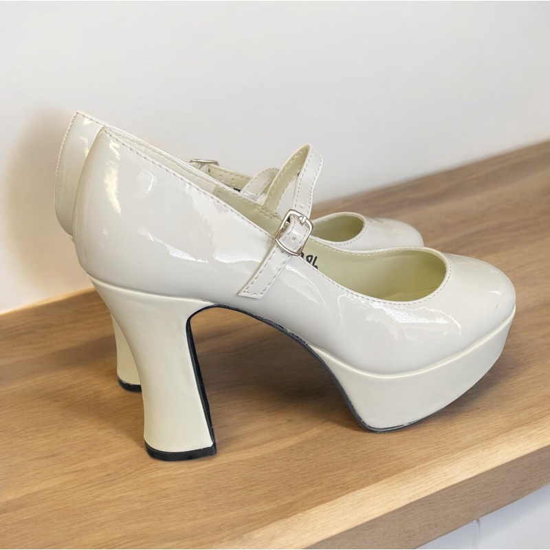 SHOE RENTAL –  Shiny White Mary Janes RENTAL Size 6/8/10